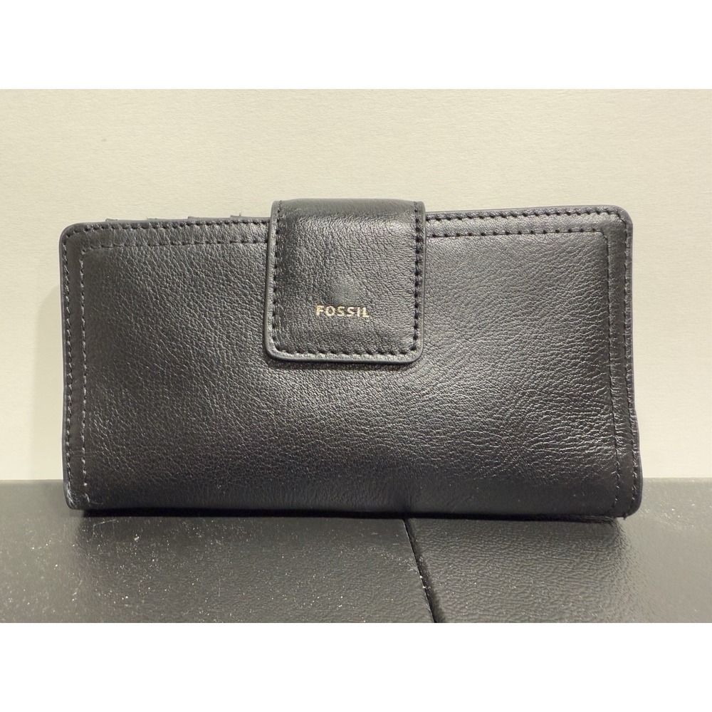 Fossil Women's Logan RFID Leather Tab Clutch Wallet Black Bi-Fold